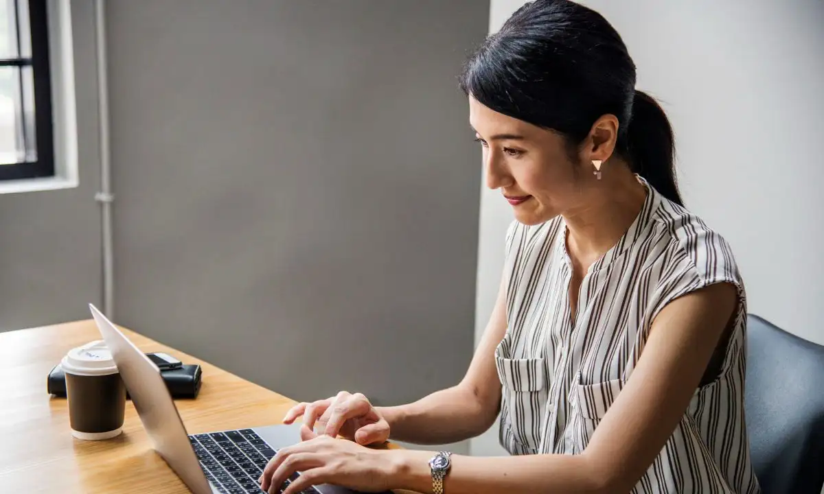 SEO Magnifier: Manfaat untuk Performa, Fitur & Keunggulannya - Maknative